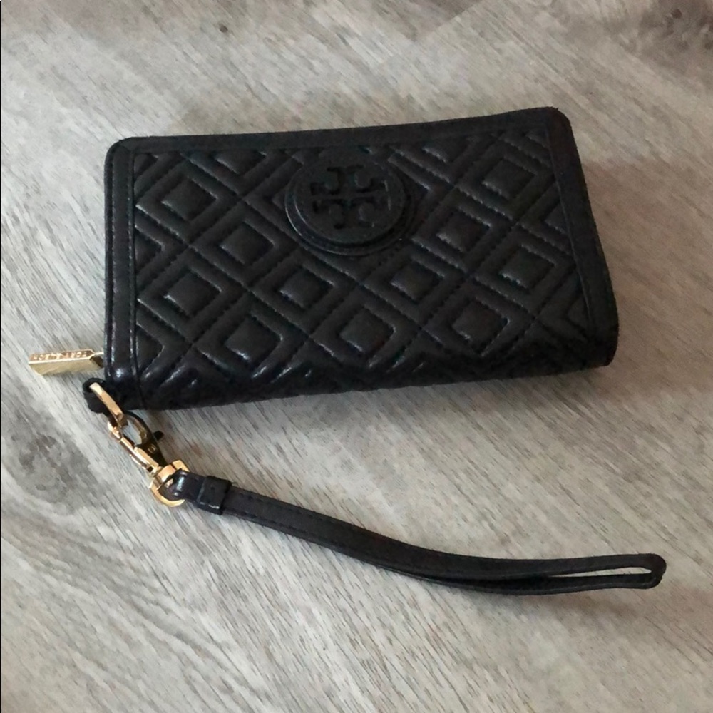 Tory Burch Wristlet - Black/Gold Hardware